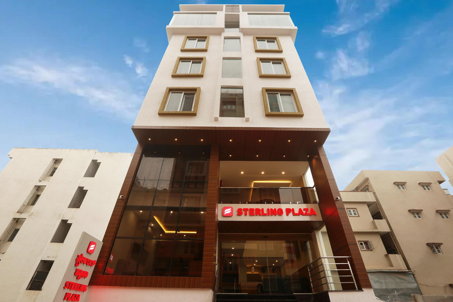 the hoften sterling plaza near bangalore airport