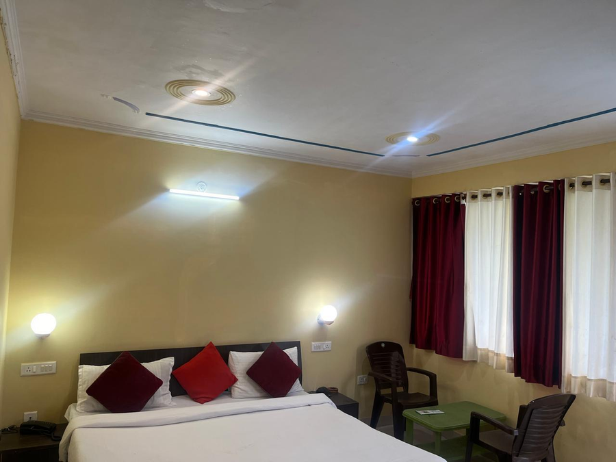 hotel himani