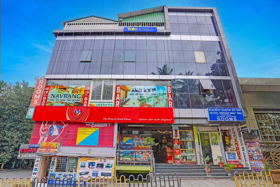 Via Broad Way Inn,Rajajinagar,3 star