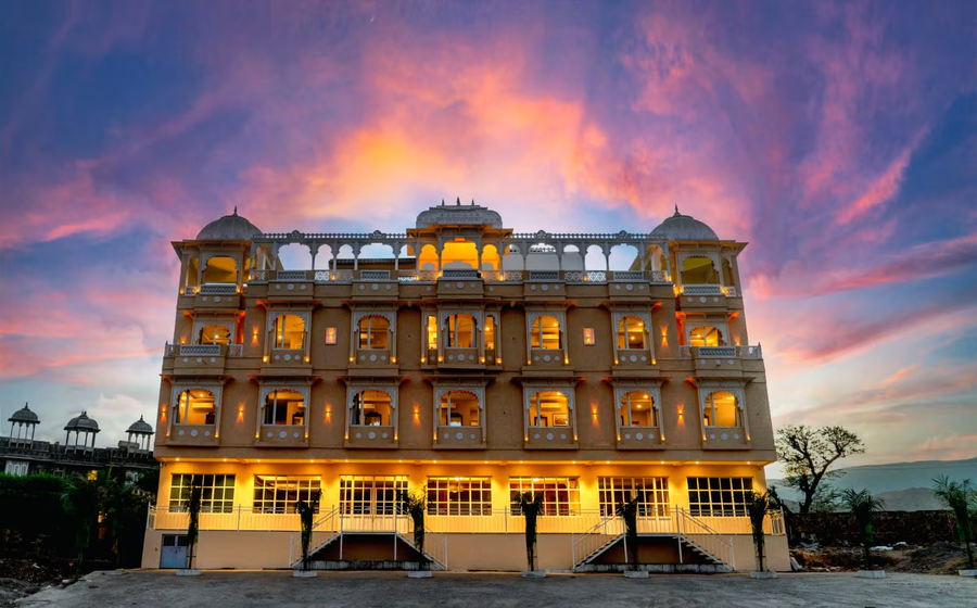 Shree Ji Mahal Hotel,,3 star