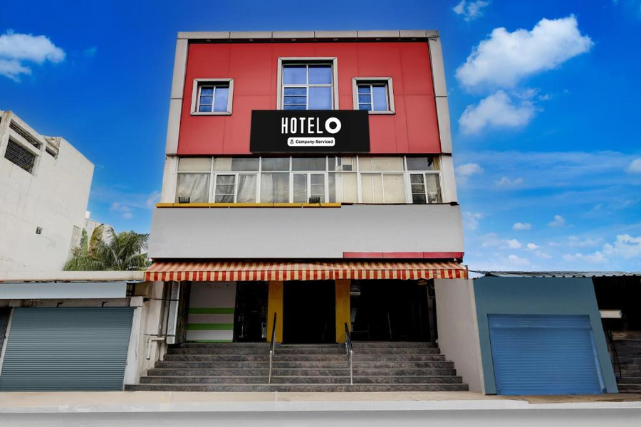 Super Hotel O Karanodai Formerly Sri Vari Rooms,,3 star