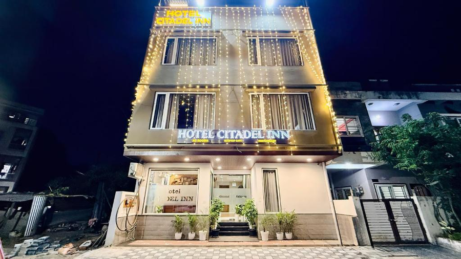 Hotel Citadel Inn,,3 star