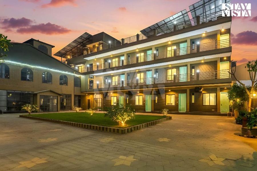 Stayvista At The Vara House,Maheshpur,3 star