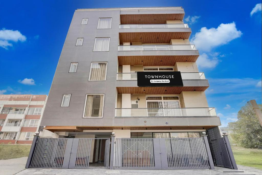 Super Townhouse Sector 49 Gurugram Formerly Hotel P66,,3 star