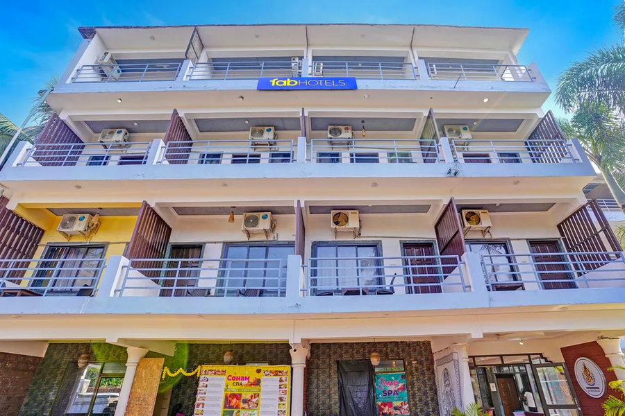 fabhotel golden horizon