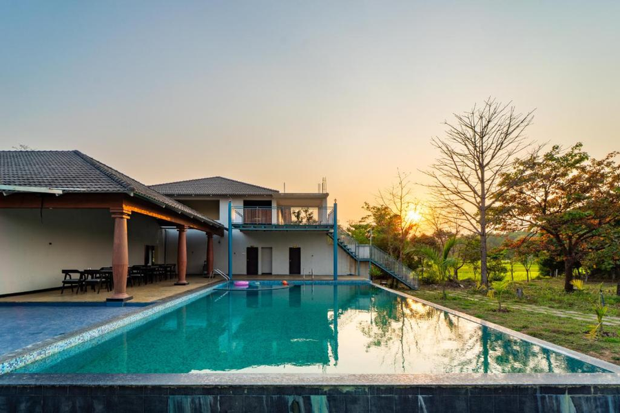 avadale dandeli stag groups not allowed