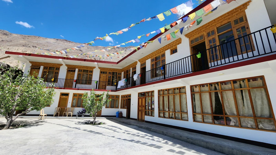 Gakyi House Tabo,,3 star