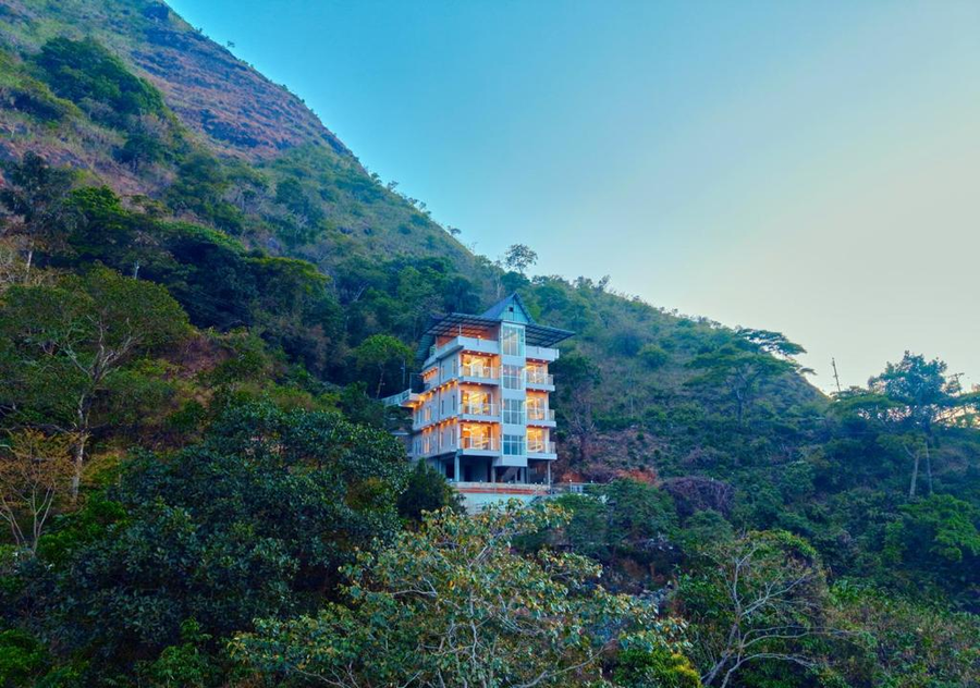 hill breeze resort by voye homes