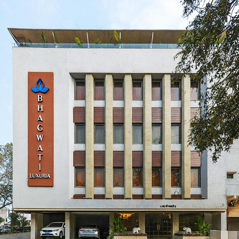 hotel bhagwati luxuria
