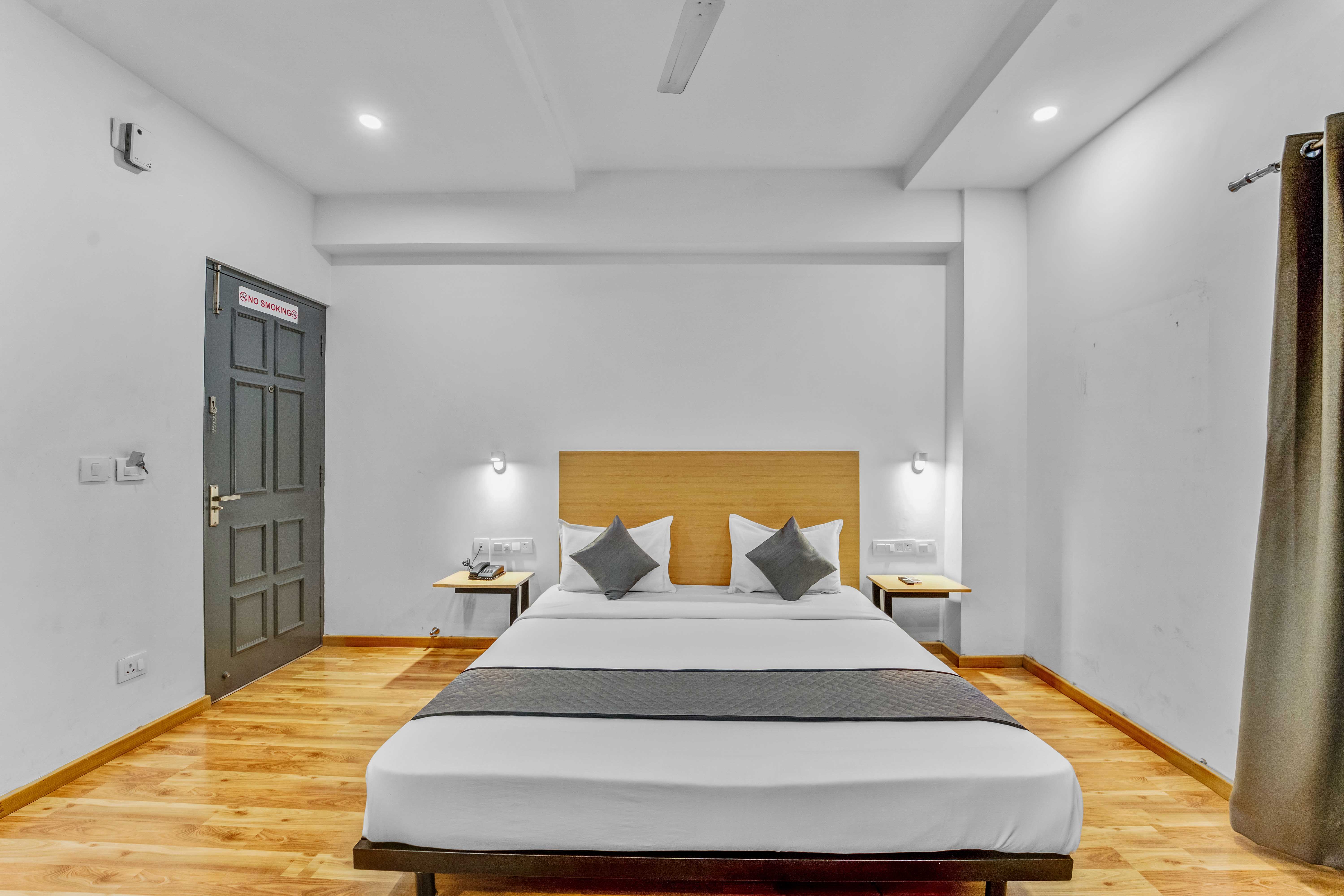 Upar Hotels Nungambakkam