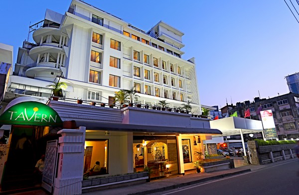 The International Hotel,Eramalloor>>Chempu,3 star
