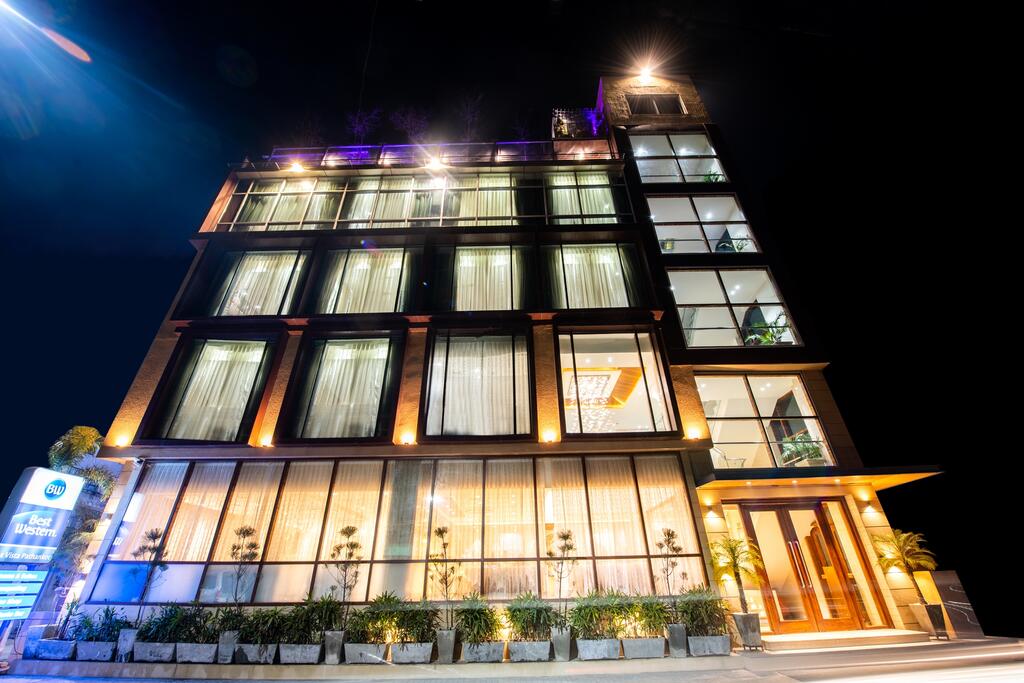 Best Western La Vista Pathankot,Patel Chowk,4 star