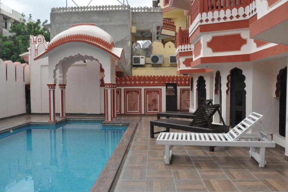 Hotel Sajjan Niwas,Rajasthan>>Jaipur,3 star