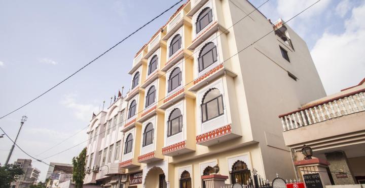 Hotel Laxmi Niwas,In The City Center,3 star