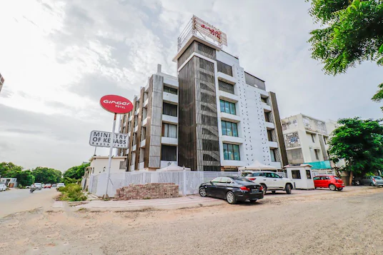 Ginger Ahmedabad SG Road,Thaltej,3 star