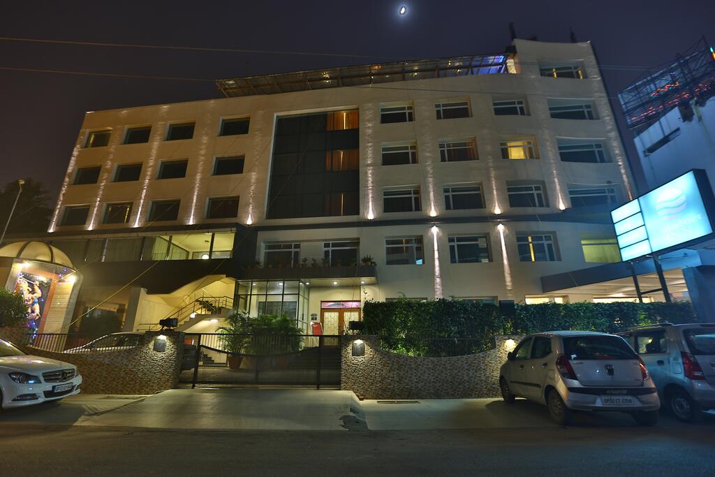 Comfort Inn Lucknow,Gomti Nagar,3 star