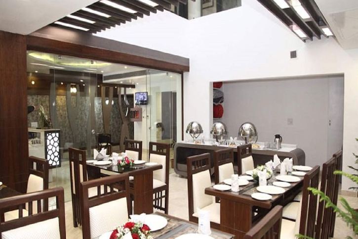 Hotel Emerald,Sector 8C,3 star