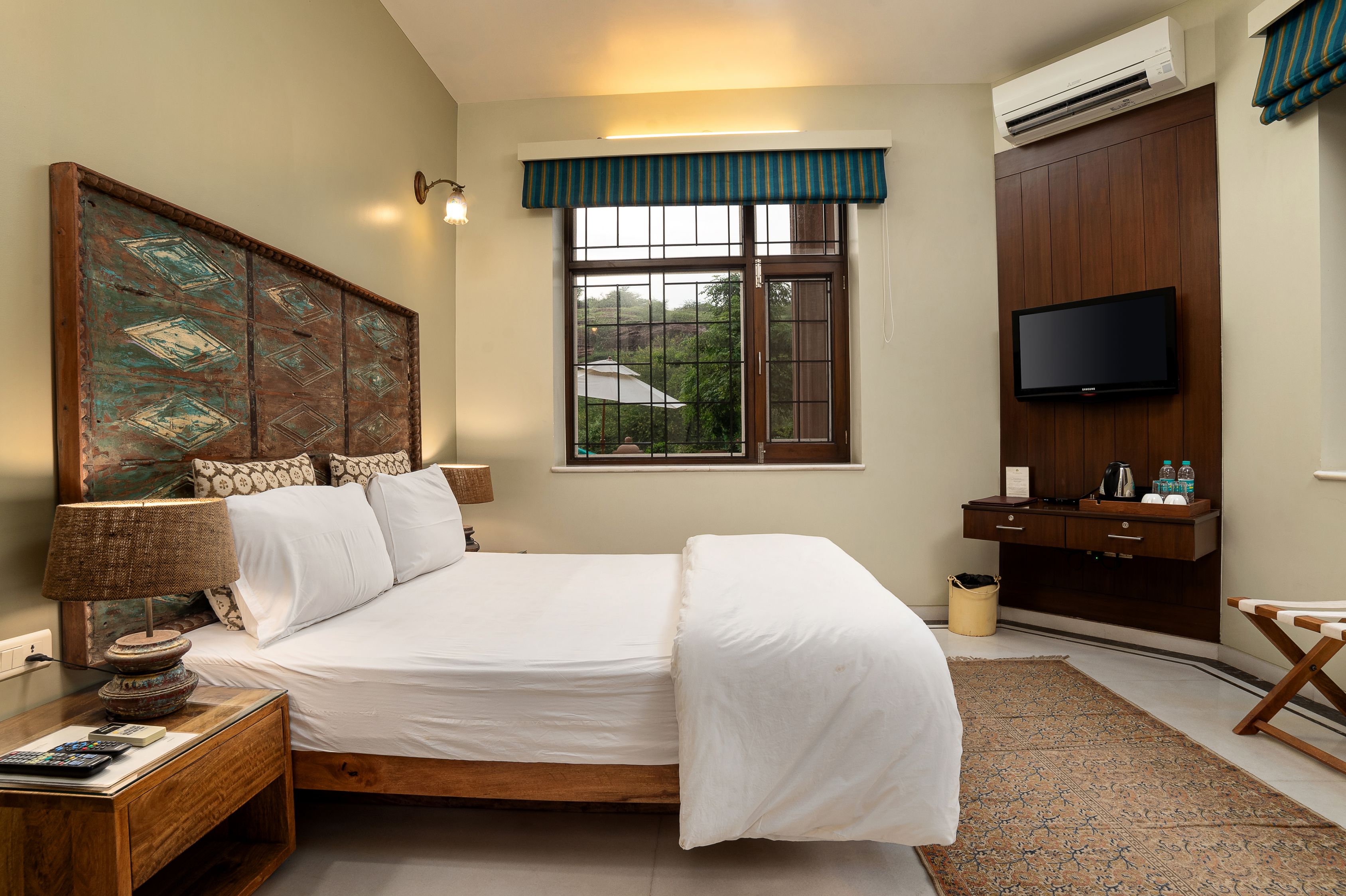 The Almond Tree,Near Umaid Bhawan Palace,4 star