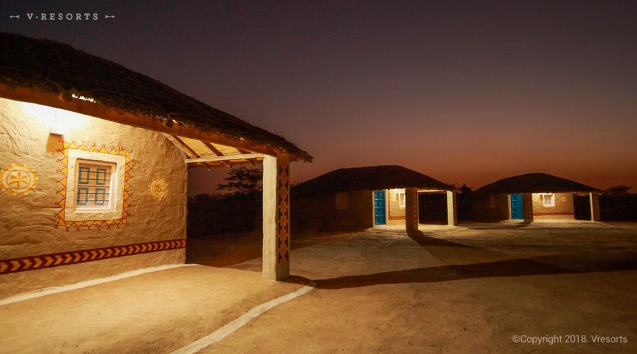 Hodka Rann Stay,Hodka>>Bhuj,2 star