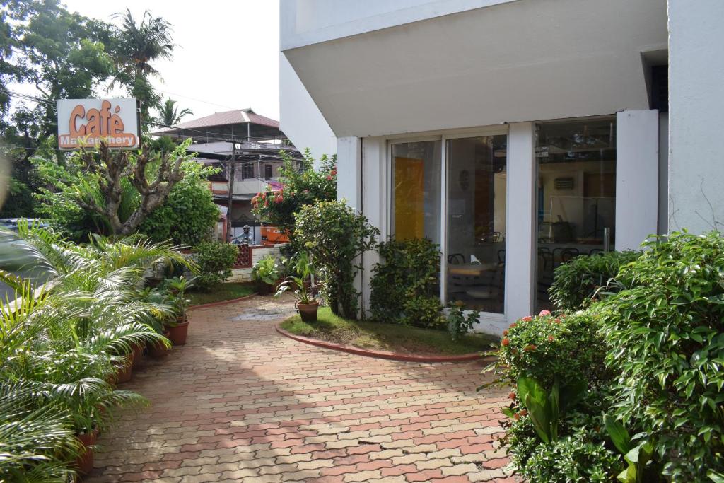 Abad Fort,Chullickal,3 star