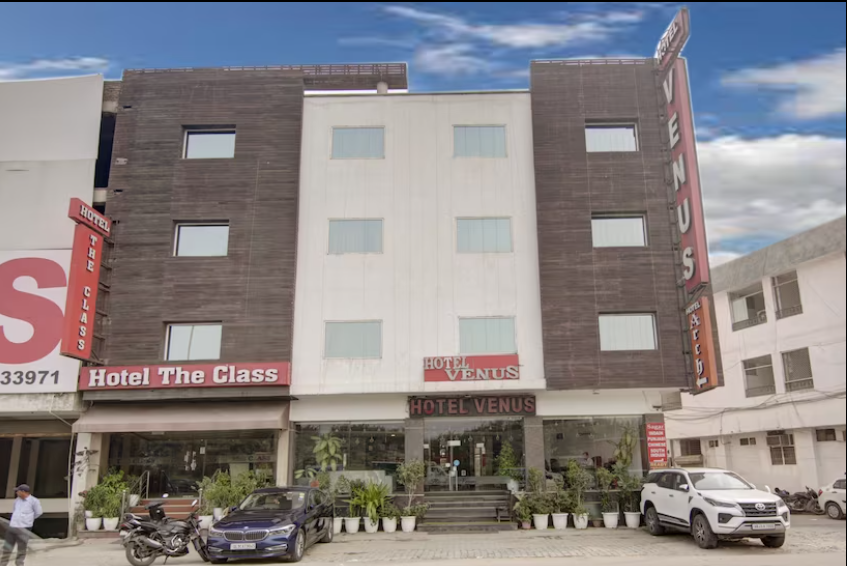 Hotel Venus Plaza,Mahipalpur,3 star