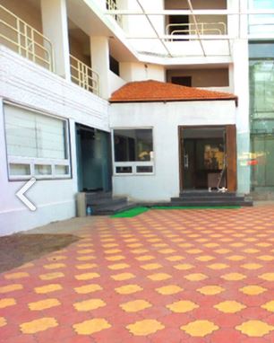 hotel madhuvan international