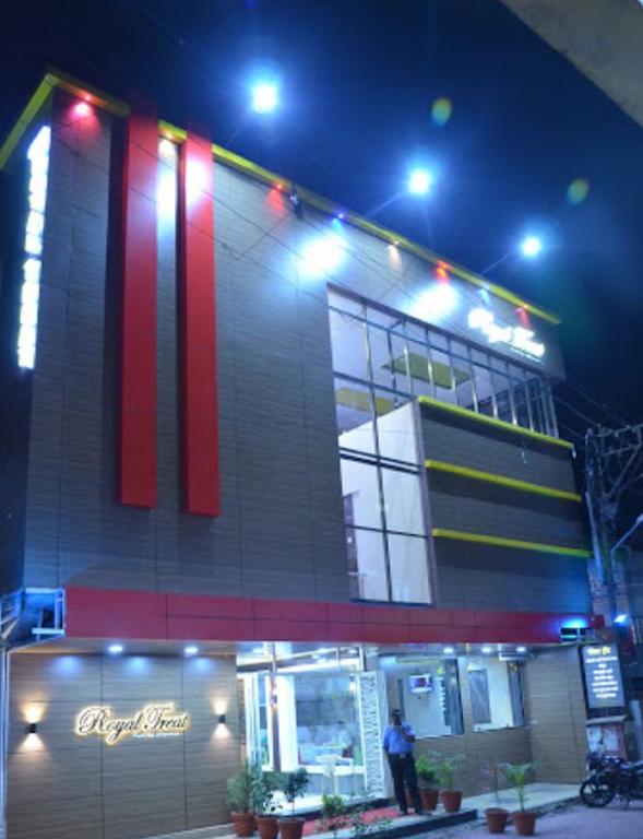 Hotel Royal Treat Kolahpur,India>>Kolhapur,3 star