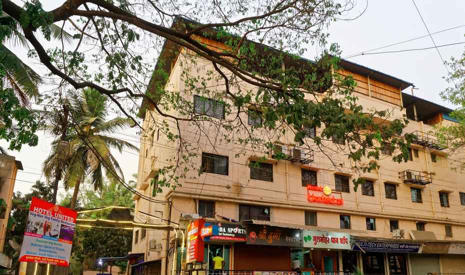 Hotel United 21 Group Of Travel Pleasure,Sangli,3 star