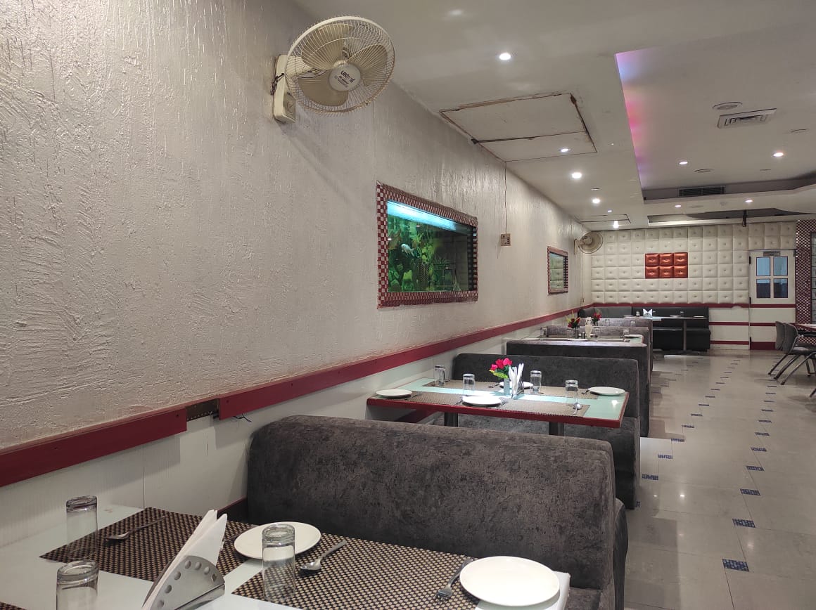 Hotel Melrose Inn,Hem Chand Compound,3 star