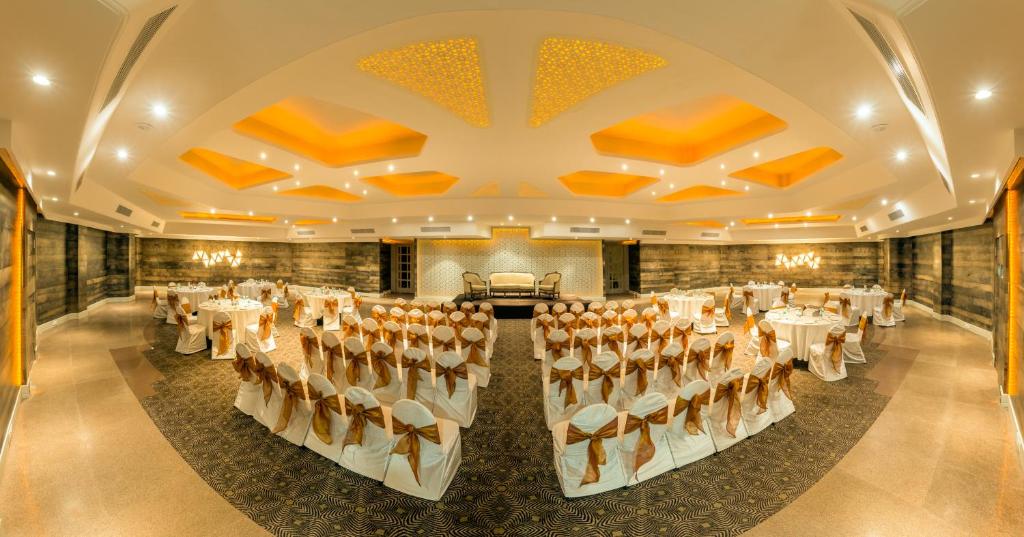 Howard Plaza The Fern-An Ecotel Hotel Agra,Fatehabad Road,4 star