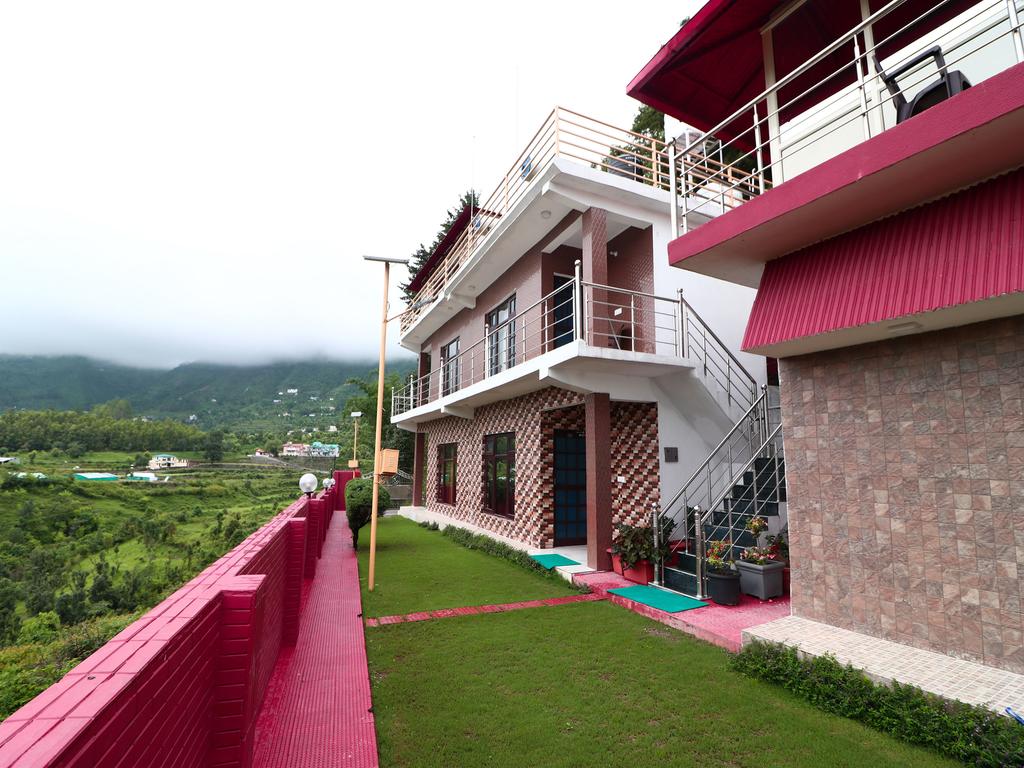 Lake Pleasant Cottage,Saikhola,3 star