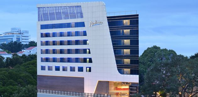 radisson bengaluru city center