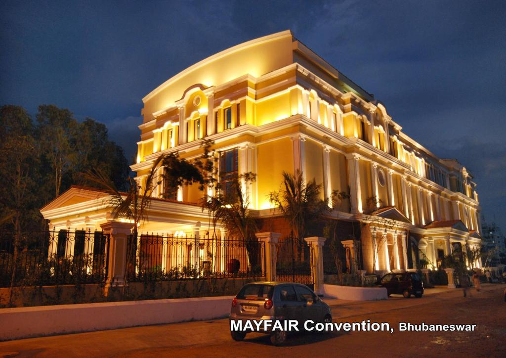 Mayfair Convention,Nayapalli-Jaydev Vihar,4 star