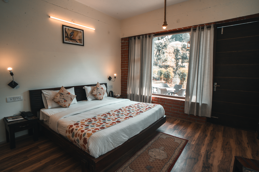 room-image