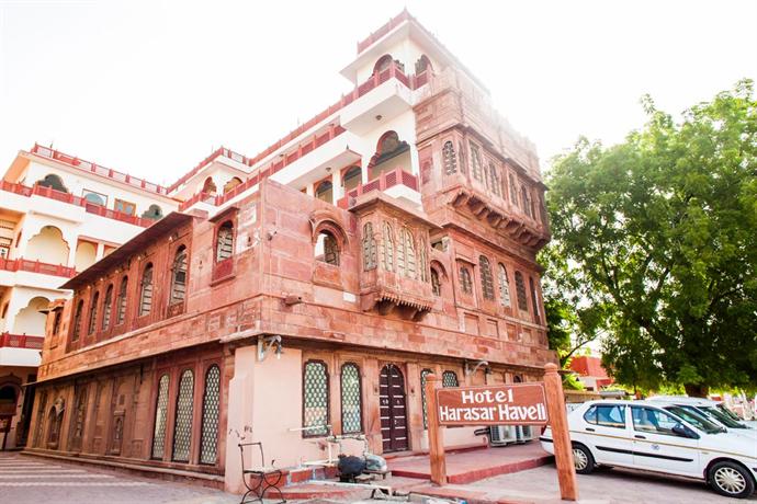 Hotel Harasar Haveli,Jaipur>>Bikaner,3.5 star