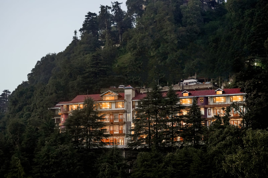 Pax Hotel Ark,Mall Road Dalhousie,3 star