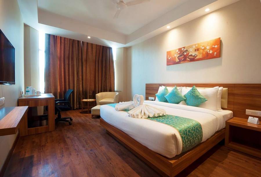 Hotel Le Roi Haridwar @ Har Ki Pauri Road,Railway Station Road Haridwar, Haridwar ,3 star