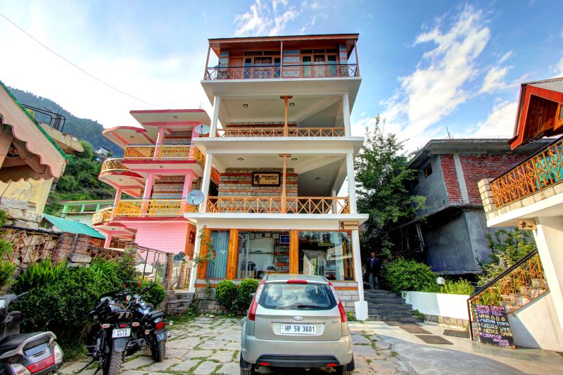 Dragon Inn,Old Manali,3 star