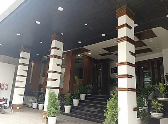 Hotel Abhinav International,Varanasi Railway Junction,3 star