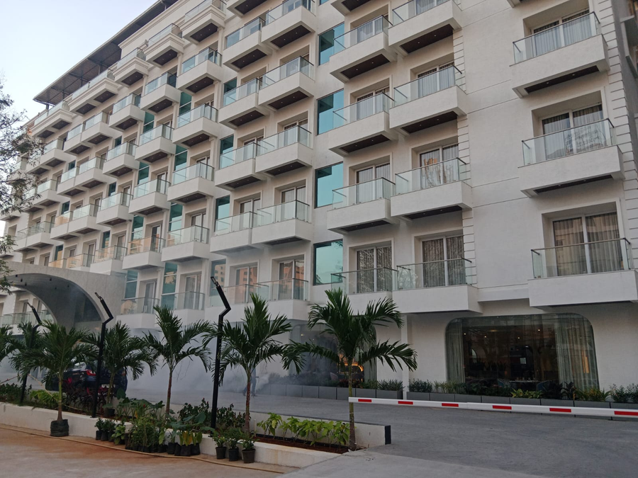 royal orchid central bangalore mg road