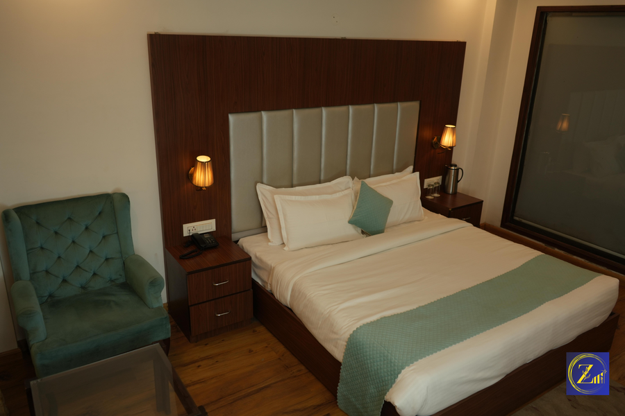 room-image