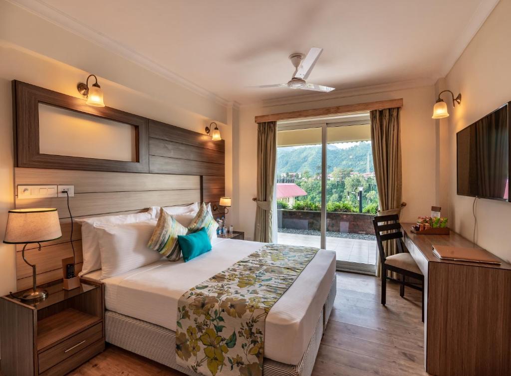 room-image
