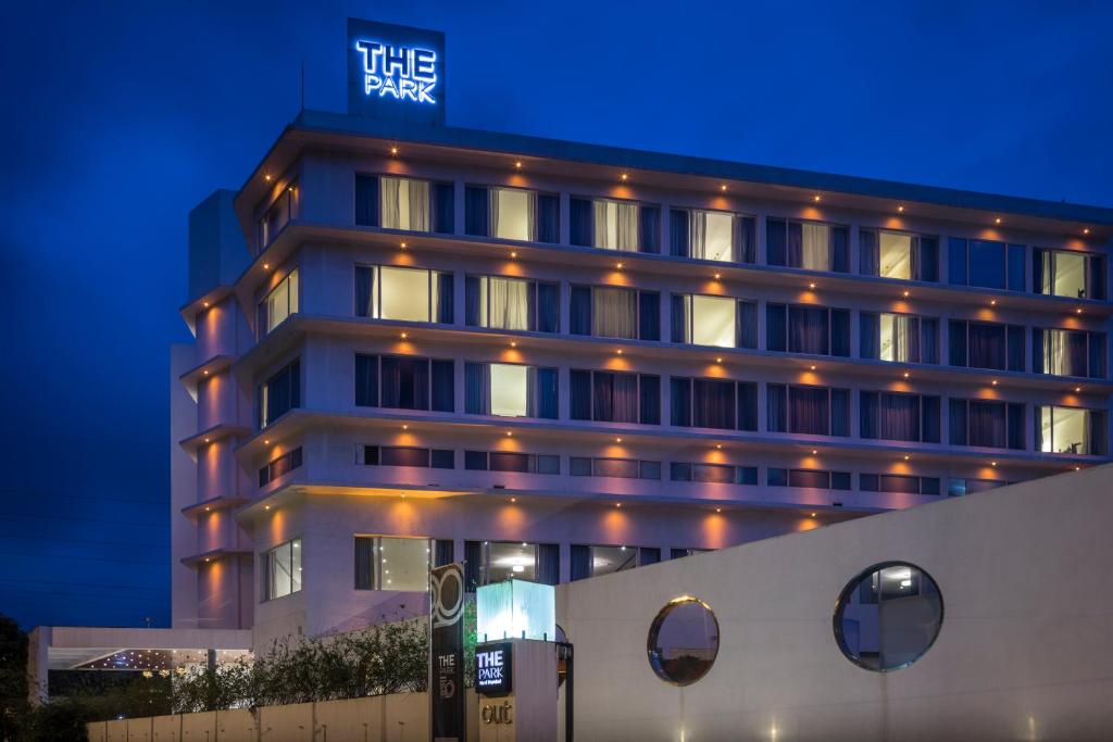 The Park Navi Mumbai,Belapur Cbd, Navi Mumbai,4 star