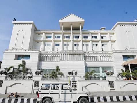 Zone By The Park Jammu,Near Jammu Tawi Railway Station,4 star