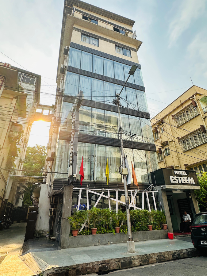 Hotel Esteem,Bhowanipore,3 star