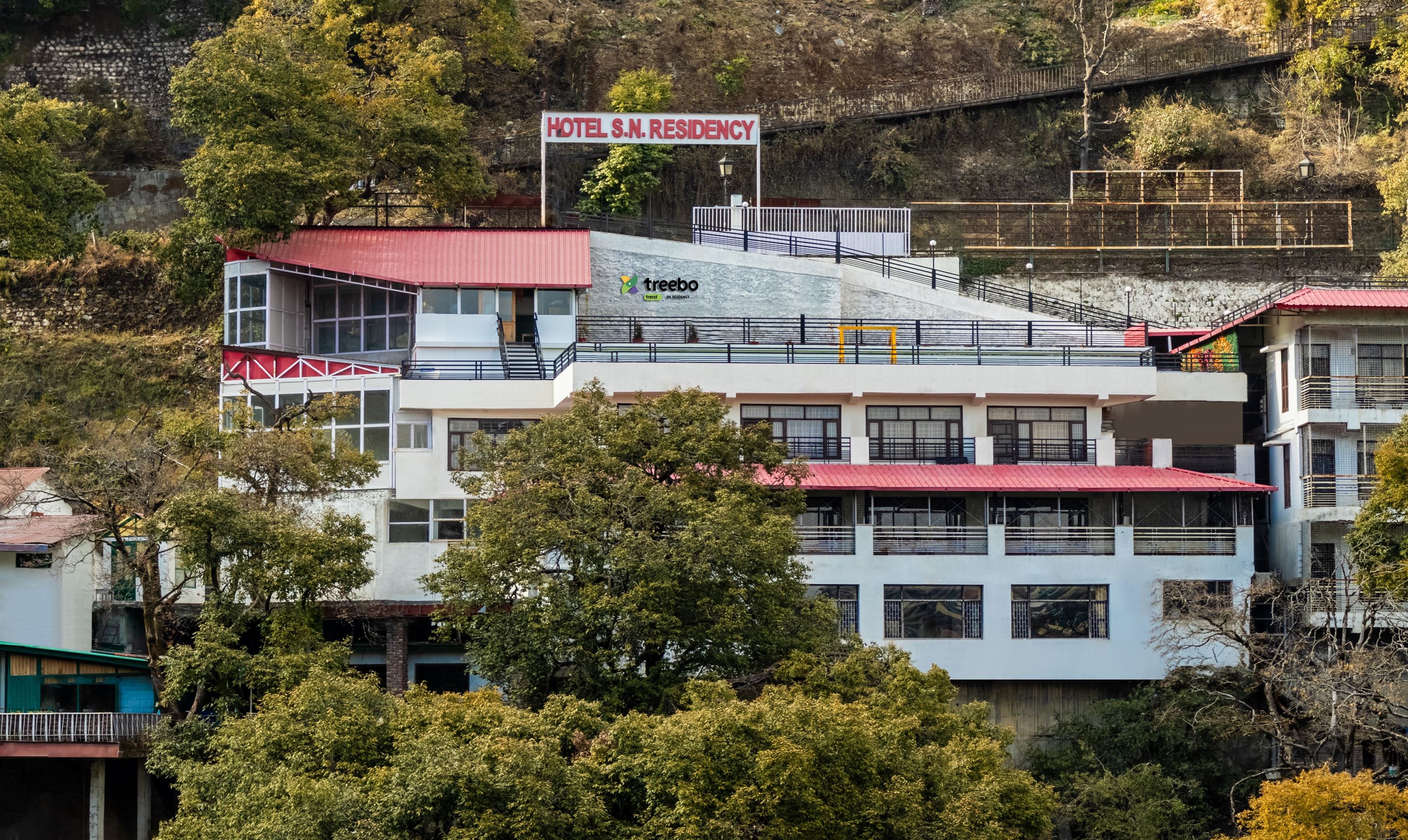 S N Residency, Mussoorie,Mall Rd,3 star