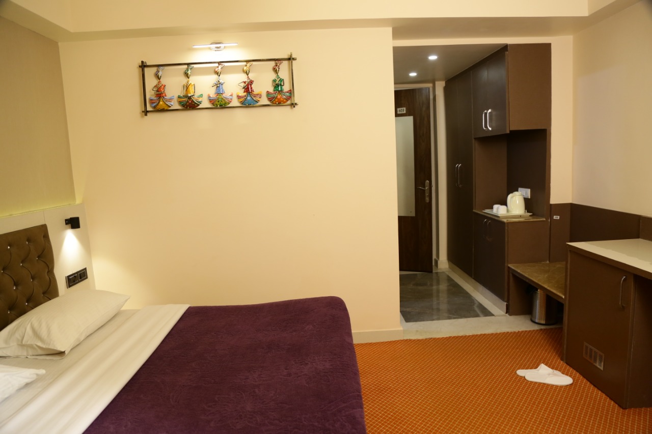 Aangan Regency Shimla,Tutikandi,2 star