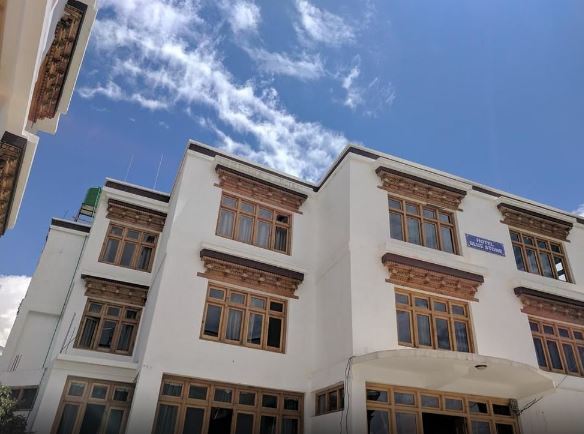 Hotel Blue Stone,Near Leh Bus Stand,3 star