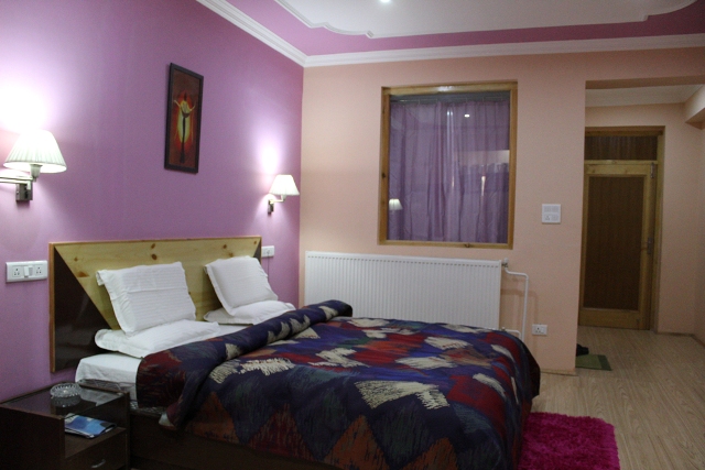 Royal Holiday Leh,Changspa Road,3 star