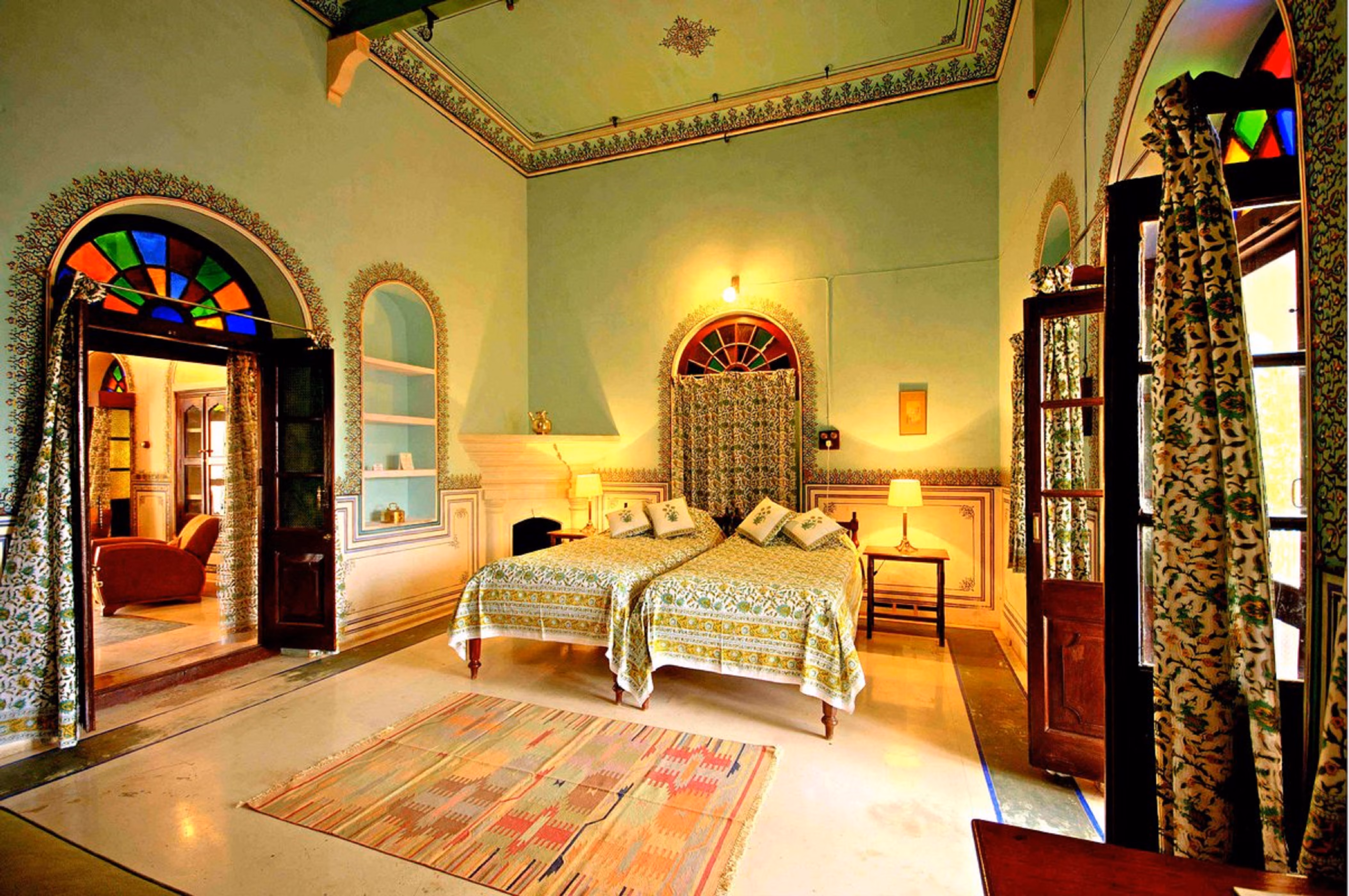 room-image